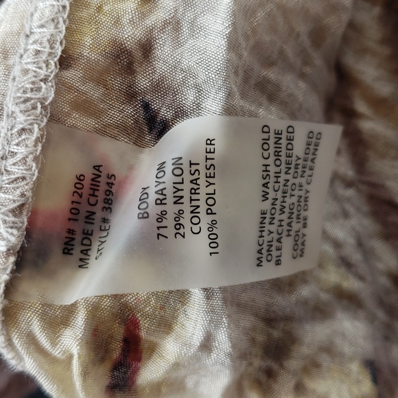 SOFT SURROUNDINGS Watercolor Magnolia Floral Long Button Down Shirt sz XL Petite - Picture 5 of 6